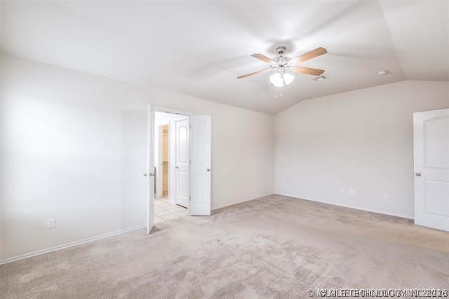 9010 N 156th East Avenue, Owasso, OK 74055