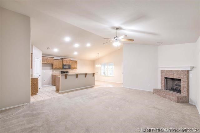 9010 N 156th East Avenue, Owasso, OK 74055