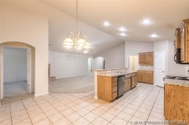 9010 N 156th East Avenue, Owasso, OK 74055
