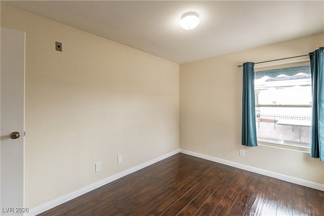 450 Elm Drive 206, Las Vegas, NV 89169