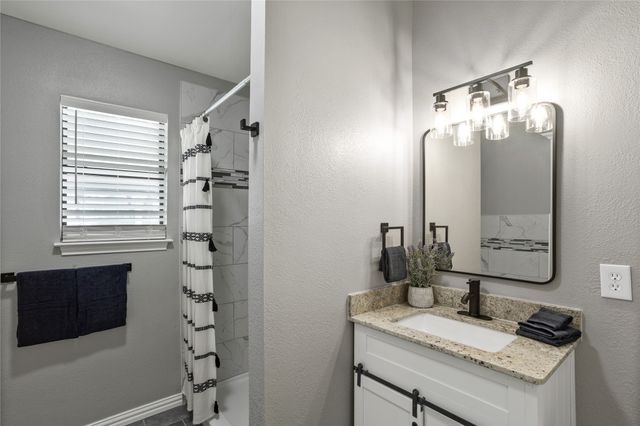 938 Amsden Street, Denison, TX 75020