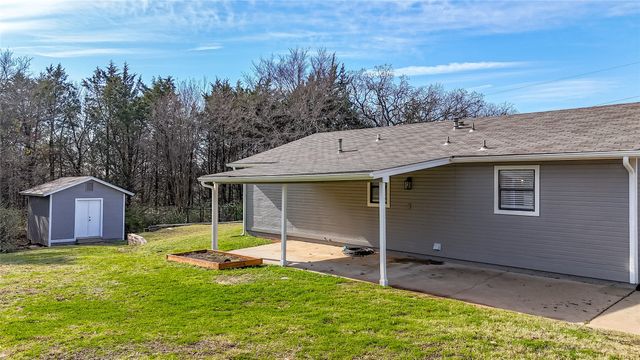 938 Amsden Street, Denison, TX 75020