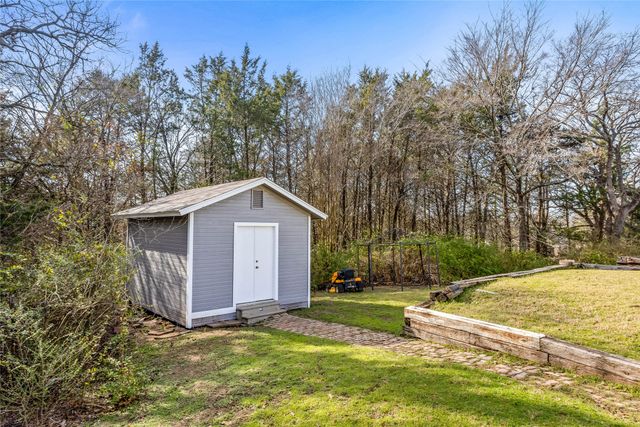 938 Amsden Street, Denison, TX 75020