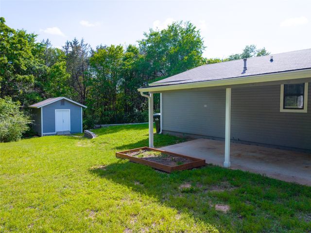 938 Amsden Street, Denison, TX 75020