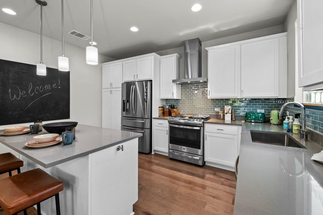 7920 Yellow Thistle TRL 41, Austin, TX 78735