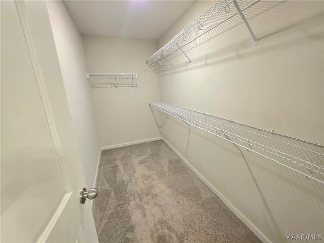 2405 Landing Loop, Deatsville, AL 36022