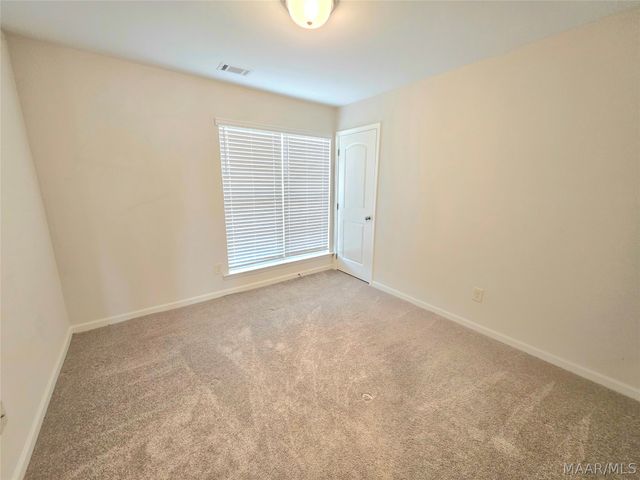 2405 Landing Loop, Deatsville, AL 36022