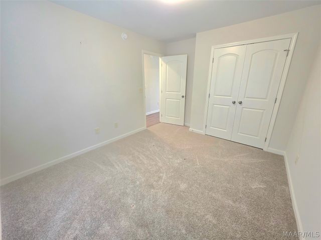 2405 Landing Loop, Deatsville, AL 36022