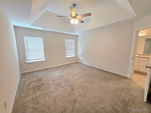 2405 Landing Loop, Deatsville, AL 36022