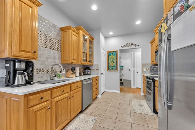 21 Pennine, Bella Vista, AR 72714