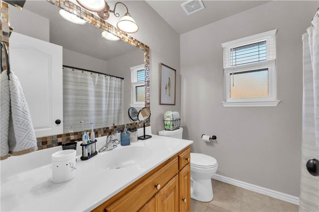 21 Pennine, Bella Vista, AR 72714