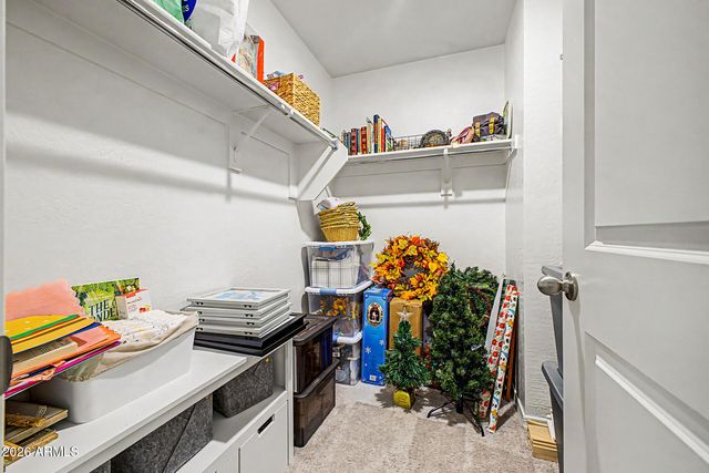 1963 E HARNESS Lane, San Tan Valley, AZ 85140