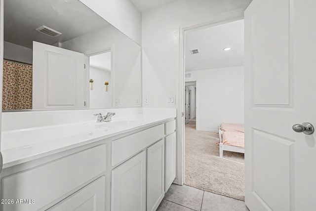 1963 E HARNESS Lane, San Tan Valley, AZ 85140