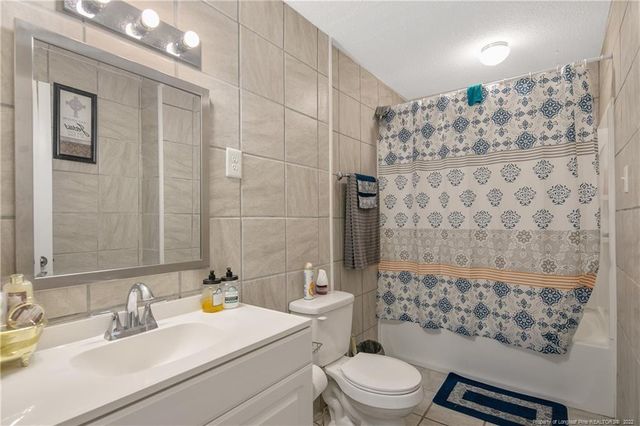 5857 Columbine Road, Fayetteville, NC 28306