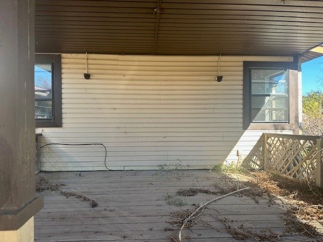 808 Flamingo Road, Granbury, TX 76049