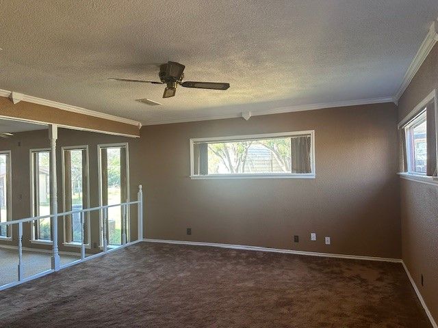 808 Flamingo Road, Granbury, TX 76049