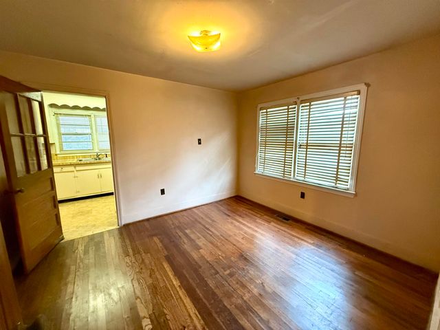 1738 Jasper St., Georgetown, SC 29440