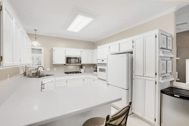4148 Countryview Drive, Eagan, MN 55123