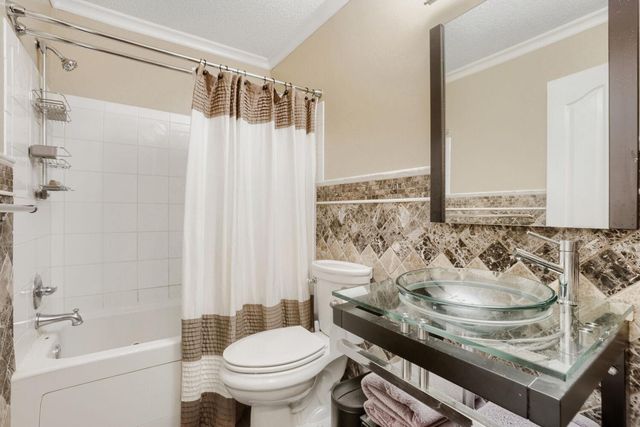 4148 Countryview Drive, Eagan, MN 55123