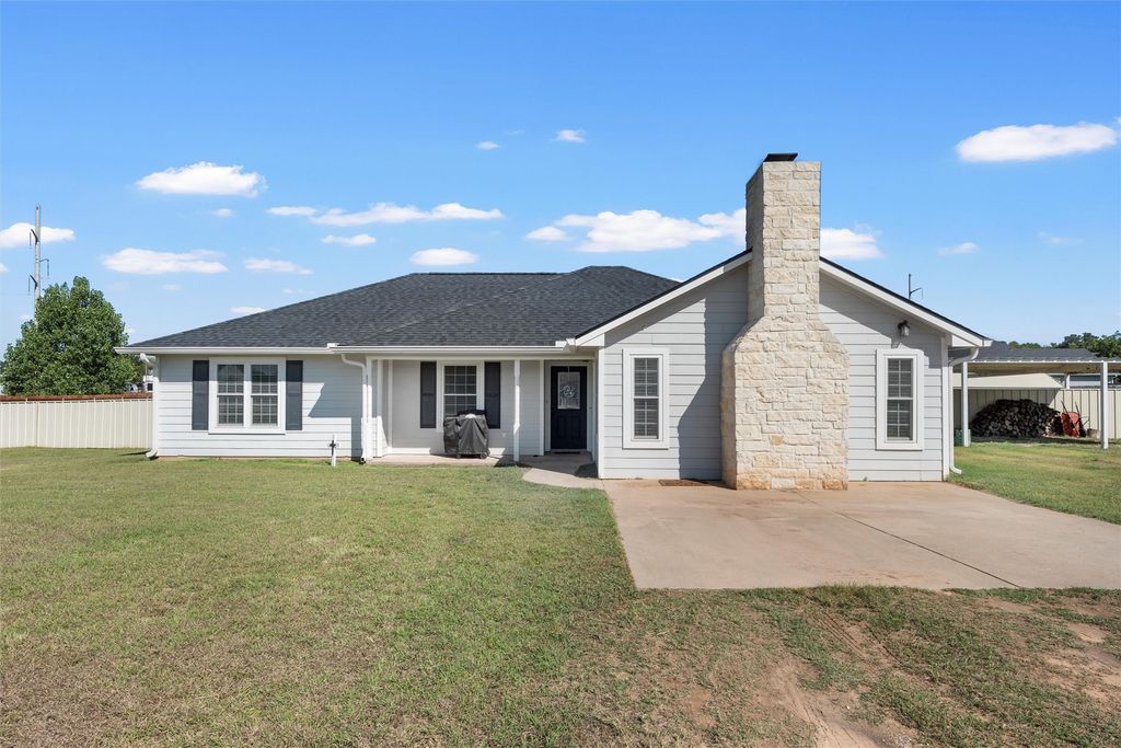 104 Prairie Lane, Whitney, TX 76692