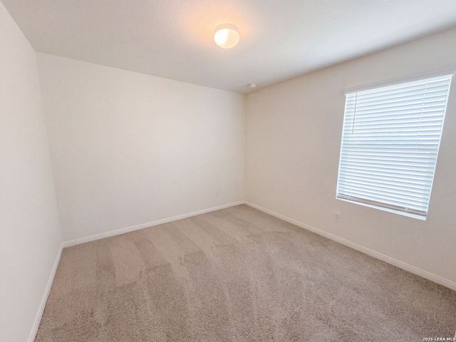 817 MARGAY LOOP, Seguin, TX 78155