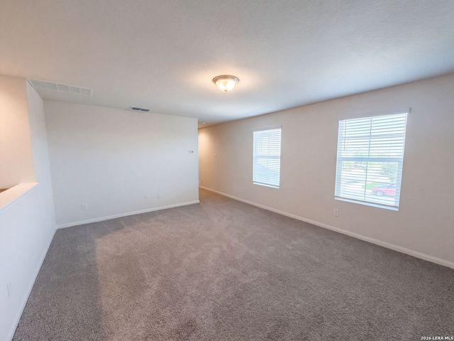 817 MARGAY LOOP, Seguin, TX 78155