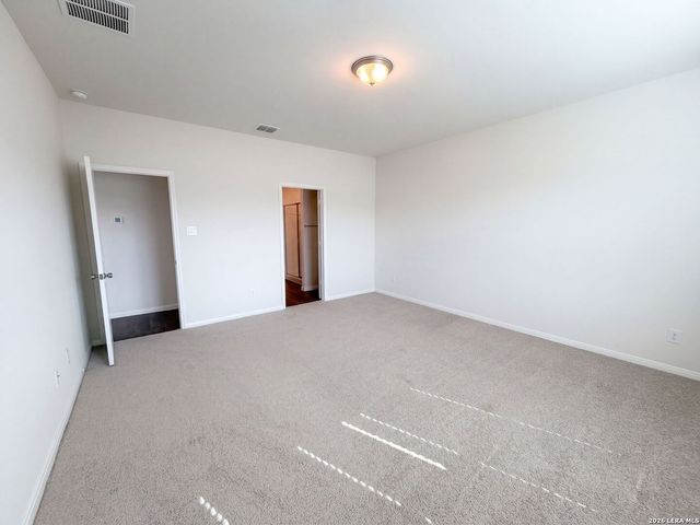 817 MARGAY LOOP, Seguin, TX 78155