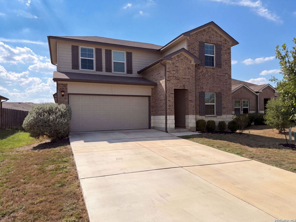 817 MARGAY LOOP, Seguin, TX 78155
