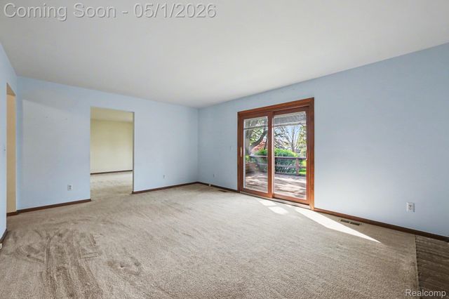 33593 Curtis Road Road S, Livonia, MI 48152