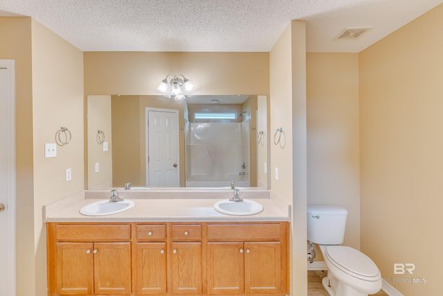 2190 Seasons Court, Mobile, AL 36695
