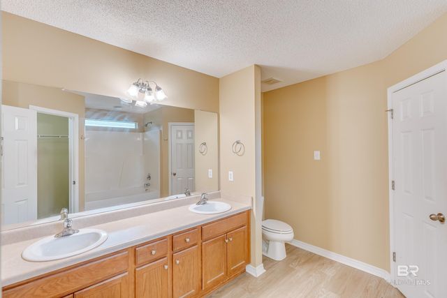 2190 Seasons Court, Mobile, AL 36695