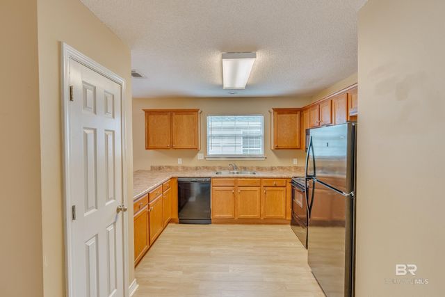 2190 Seasons Court, Mobile, AL 36695
