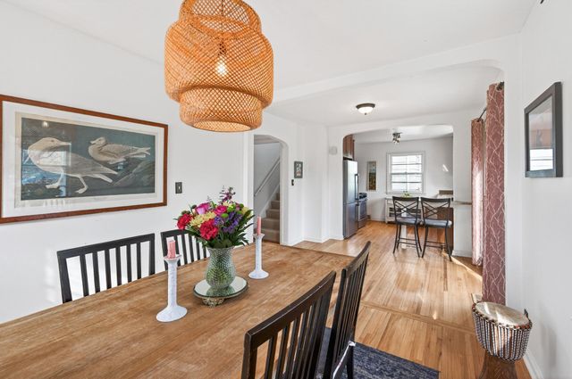 1890 Yorkshire Avenue, Saint Paul, MN 55116