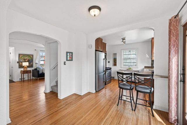 1890 Yorkshire Avenue, Saint Paul, MN 55116