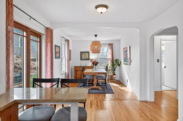 1890 Yorkshire Avenue, Saint Paul, MN 55116