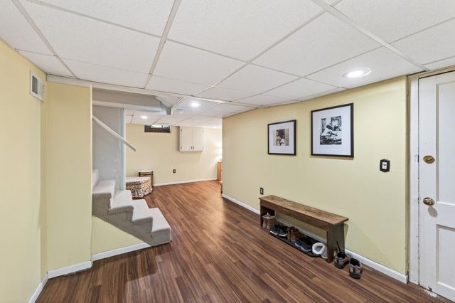 1890 Yorkshire Avenue, Saint Paul, MN 55116