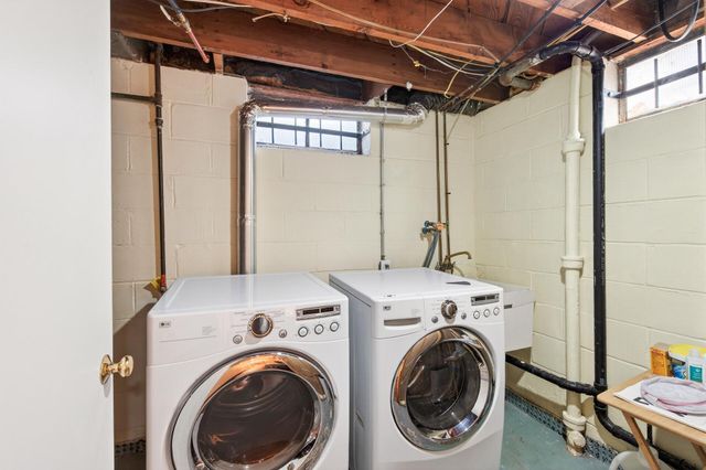 1890 Yorkshire Avenue, Saint Paul, MN 55116