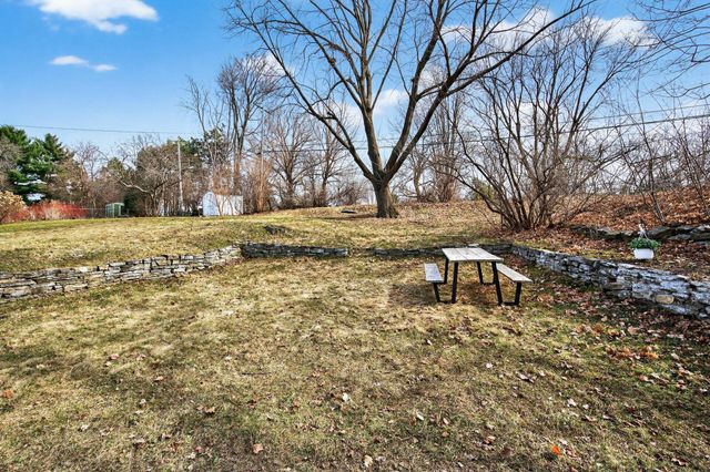 1890 Yorkshire Avenue, Saint Paul, MN 55116