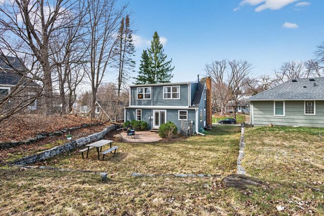 1890 Yorkshire Avenue, Saint Paul, MN 55116