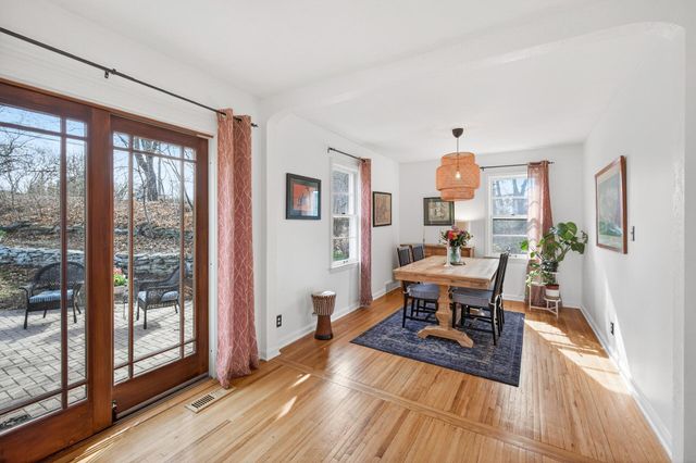 1890 Yorkshire Avenue, Saint Paul, MN 55116