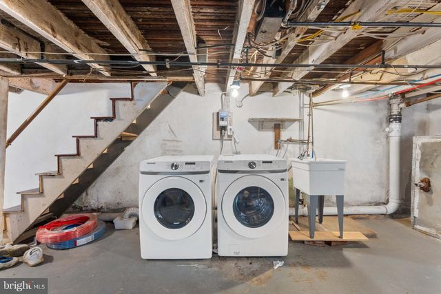 17 KERN ST, Darby, PA 19023