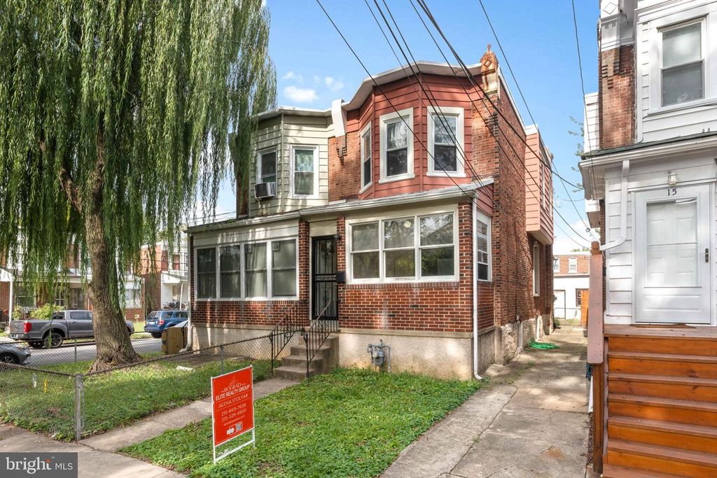 17 KERN ST, Darby, PA 19023