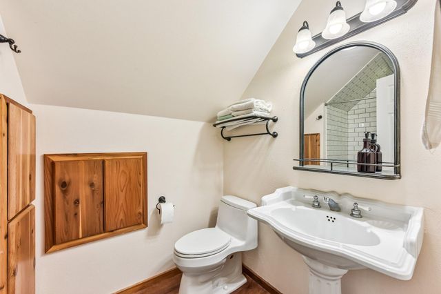 501 Oak Knob DR, Wimberley, TX 78676