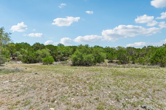 501 Oak Knob DR, Wimberley, TX 78676