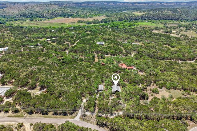 501 Oak Knob DR, Wimberley, TX 78676