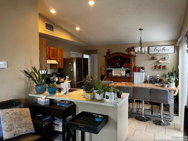 6613 Pebble Spring, San Antonio, TX 78249