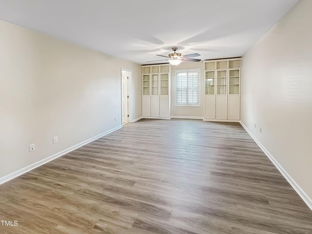 804 Blue Thorn Drive, Apex, NC 27539