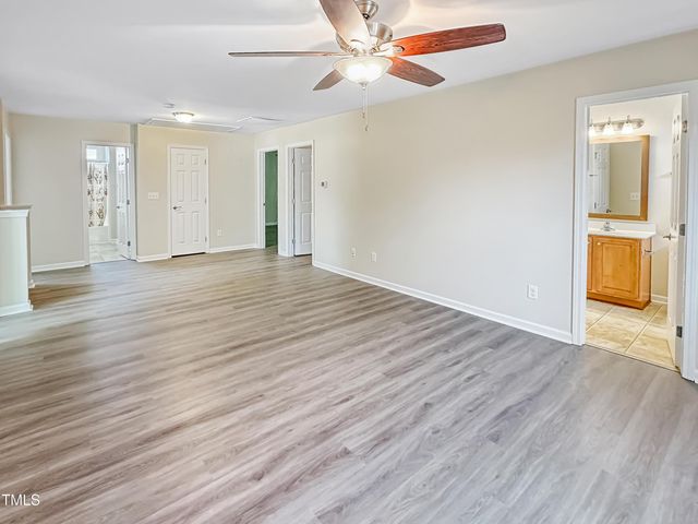 804 Blue Thorn Drive, Apex, NC 27539