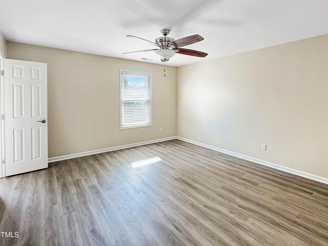 804 Blue Thorn Drive, Apex, NC 27539