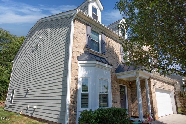 804 Blue Thorn Drive, Apex, NC 27539